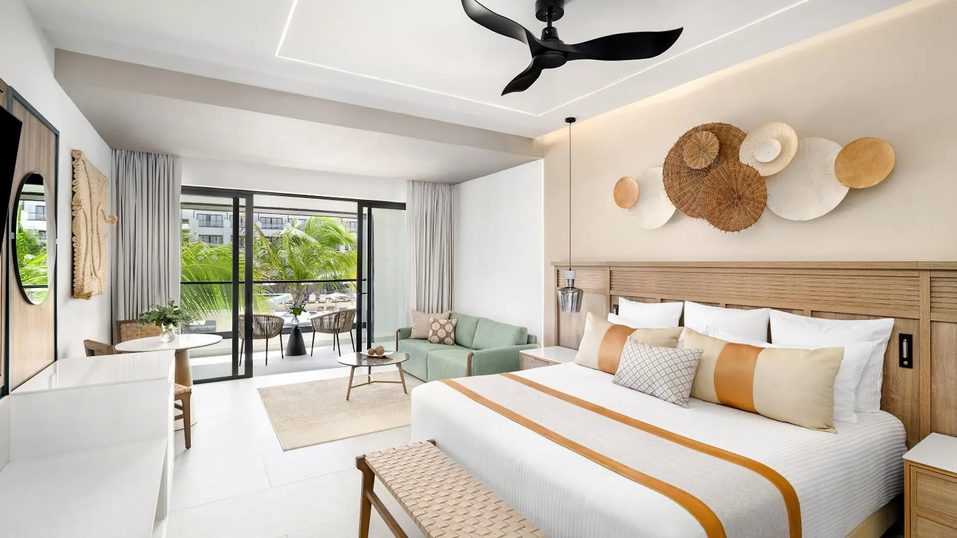 Resort Secrets Tides Punta Cana